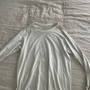 Lululemon long sleeve shirt